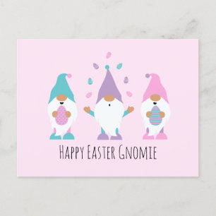 Postal Feliz Año Pascua Gnomie jadeando huevos de Pascua