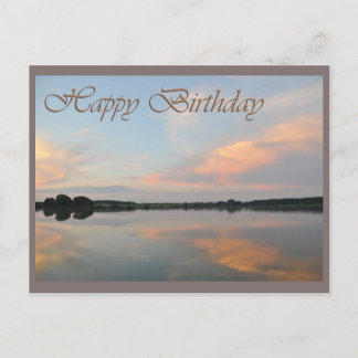 Postal Feliz cumpleaños al amanecer en el lago
