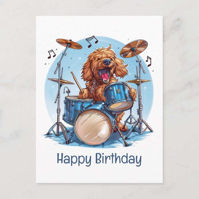 Postal Feliz cumpleaños Goldendoodle Perro tocando tambor (Anverso)