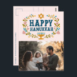 Postal FELIZ HAPPY HANUKKAH HERRAMIENTA Floral Menorah Pe<br><div class="desc">Dibujé texto a mano y flores por mí para ti. Haga clic en "personalizar" para editar y agregar su propia foto al frente y el texto y devolver la dirección al dorso de la postal o cambiar los colores de fondo. Todo es personalizable. Para más diseños y colores, revisa mi...</div>