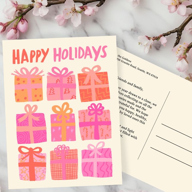 Postal FELIZ Regalos de VACACIONES Presenta PERSONALIZADO (HAPPY HOLIDAYS Gifts Presents Christmas CUSTOM Pink Hand-drawn Postcard
)
