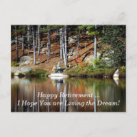 Feliz retiro un hombre pacífico sentado junto a un