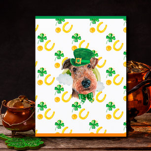 Postal Festiva Airedale Terrier Perro Shamrock Día de San Patrici
