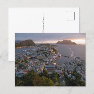 Postal Festiva Alesund Noruega