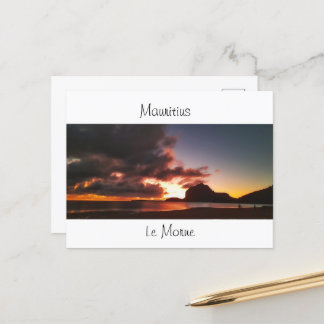 Postal Festiva Atardecer en Le Morne Mauritius