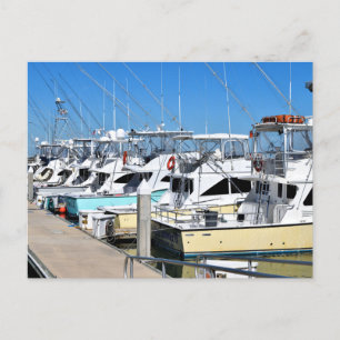 Postal Festiva Barcos de lujo en el puerto deportivo