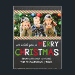 Postal Festiva Chalkboard Merry Christmas Photo Greet Card<br><div class="desc">¡Difundan alegría por las vacaciones y agreguen su propia foto y mensaje personal a esta divertida y brillante tarjeta de felicitación con fotos en pizarra!</div>
