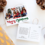 Postal Festiva Clásico Simple `Merry Christmas Three Photo<br><div class="desc">Celebre la temporada con esta única y clásica tarjeta postal de tres festividades navideñas con un toque de encanto vintage. El diseño minimalista muestra una elegante paleta de colores rojo y verde que evoca el espíritu acogedor del invierno. Su atractivo moderno y divertido, junto con la redacción tradicional, crea un...</div>