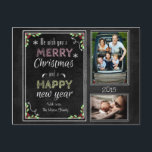 Postal Festiva Colección de Navidades de Chalkboard personalizado<br><div class="desc">Este diseño presenta un fondo de pizarra con marco de tiza,  flores de Navidad,  flechas de espiral elegantes y copos de nieve. Si te gusta mi diseño,  por favor revisa mi otro diseño en esta colección también.</div>