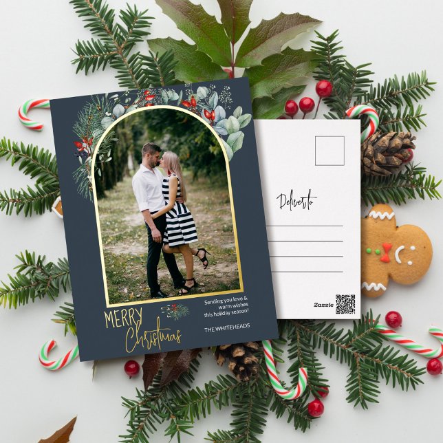 Postal Festiva Con Relieve Metalizado Arch Greenery Merry Christmas Photo Dusty Blue (You will love these beautiful Christmas cards! They feature botanical watercolor pine and berries.)