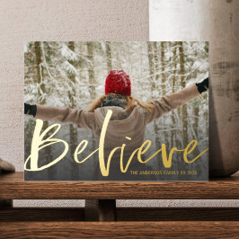 Postal Festiva Con Relieve Metalizado Elegante Believe Gold Script Photo