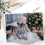 Postal Festiva Con Relieve Metalizado Elegante y simple foto de Relieve metalizado real<br><div class="desc">¡Envíe una elegante foto de la tarjeta postal de Navidad con "Feliz Navidad" en una bella caligrafía moderna con detalles de Relieve metalizado reales! Capacidad de personalizar de este diseño, y mover la frase de Relieve metalizado "Feliz Navidad" a una posición diferente para que se adapte mejor a tu foto....</div>
