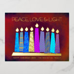 Postal Festiva Con Relieve Metalizado Hanukkah Velas de Paz Roja Luz de Amor Real Gold<br><div class="desc">"Paz, amor y luz". Un ilustracion juguetón, moderno y artístico de velas de patrón boho en una menorah te ayuda a iniciar las vacaciones de Hanukkah. Las variadas velas azules con coloridos patrones reales de Relieve metalizado de oro, las verdaderas llamas de Relieve metalizado de oro y la menorah, superponen...</div>