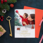 Postal Festiva Con Relieve Metalizado Moda de nieve tradicional rústica de invierno, ele<br><div class="desc">Fotografía tradicional elegante y rústica escena de nieve Navidades de vacaciones. Hermoso y elegante diseño de tipografía de oro real,  plata y oro rosa.</div>