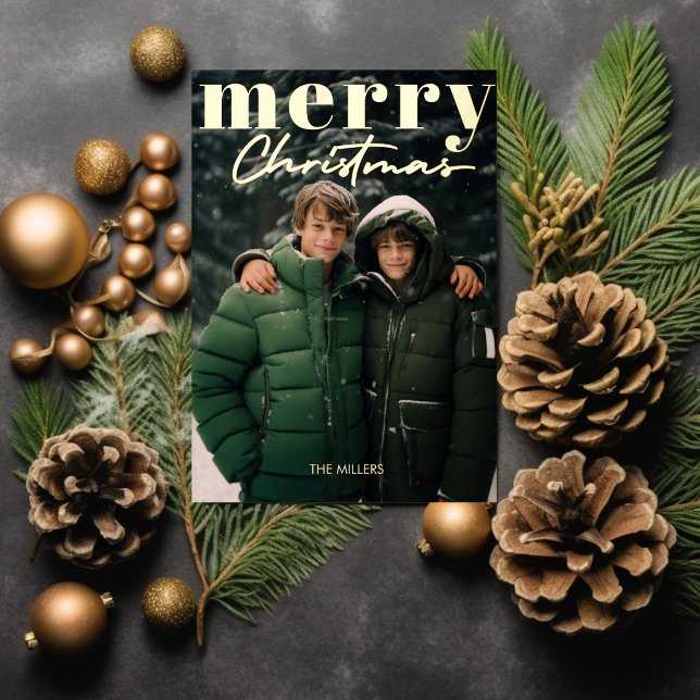 Postal Festiva Con Relieve Metalizado Moderno Mínimo Feliz Navidad 1 Foto Elegante (Modern Minimal Merry Christmas 1 Photo Elegant Foil Holiday Postcard)
