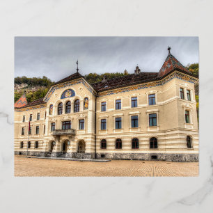 Postal Festiva Con Relieve Metalizado Parlamento de Liechtenstein