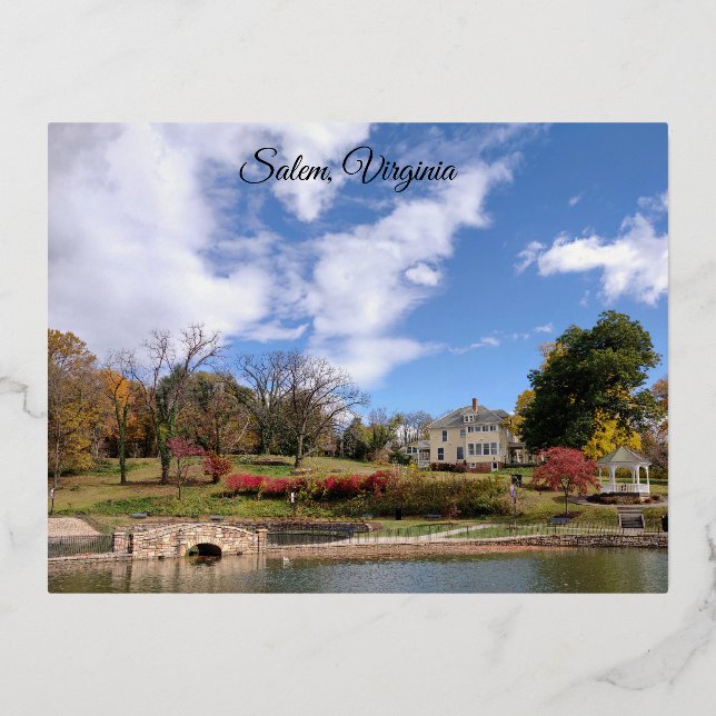 Postal Festiva Con Relieve Metalizado Postcard de Salem Virginia (Anverso)