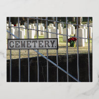 Puertas del Cementerio de Soldados Caídos
