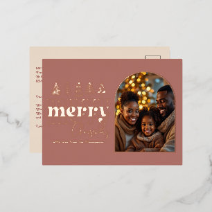 Postal Festiva Con Relieve Metalizado Rosa de arcilla y Navidades de latte cream foto