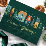 Postal Festiva Con Relieve Metalizado Saludos de temporada a la moderna villa de nieve e<br><div class="desc">El logotipo de su empresa se puede añadir al fondo. Modifique el mensaje de vacaciones,  el nombre comercial o el nombre de la empresa. Disponible aquí: http://www.zazzle.com/selectpartysupplies</div>