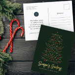 Postal Festiva Con Relieve Metalizado Saludos de temporada al moderno y simple árbol de<br><div class="desc">El logotipo de su empresa se puede añadir al fondo. Modifique el mensaje de vacaciones,  el nombre comercial o el nombre de la empresa. Disponible aquí: http://www.zazzle.com/selectpartysupplies</div>