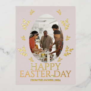 Postal Festiva Con Relieve Metalizado Sencilla y elegante tipografía Familia de Pascua U