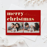 Postal Festiva Con Relieve Metalizado Tipografía de Retro Rojo Feliz Navidad Dos Foto<br><div class="desc">Feliz Navidad! Envíe sus saludos de Navidad a la familia y amigos con esta tarjeta postal de Navidades de fotos de personalizable. Presenta tipografía retro audaz. Personalice agregando sus detalles. Esta tarjeta postal de Navidades de Relieve metalizado dorado está disponible en otras cajas. Los elementos coincidentes están disponibles.</div>