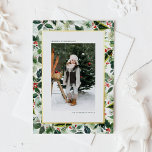 Postal Festiva Con Relieve Metalizado Winterberry con Navidades fotográficos de hojas va<br><div class="desc">Envíe deseos festivos con esta postal de Navidades que incluye un diseño de mora acuarela con hojas variadas. Un marco de foto de Relieve metalizado dorado añade un acento brillante y pulido alrededor de la foto de tu personalizado. Las bayas rojas y el follaje verde suave crean un ambiente atemporal...</div>