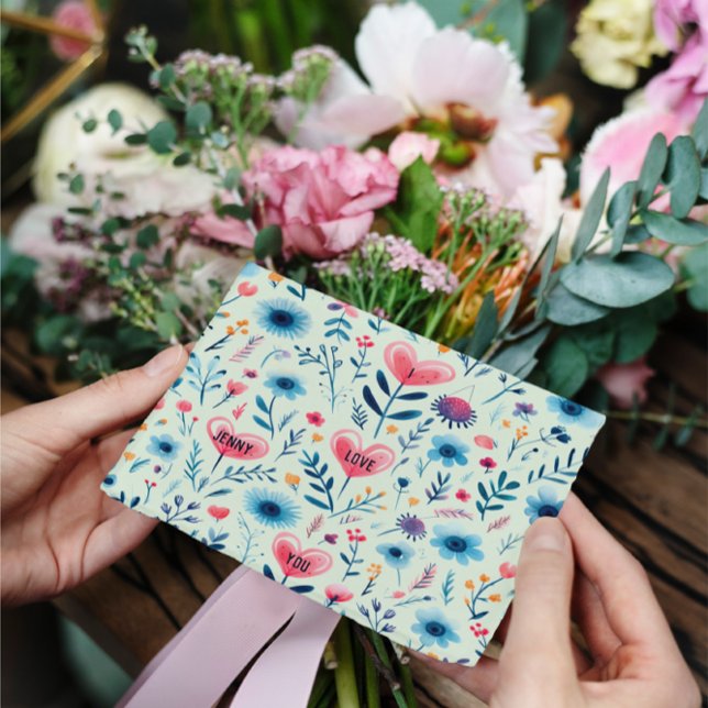 POSTAL FESTIVA CORAZÓN FLORAL SIMPLE PERSONALIZADO ESCÁNDINO (Subido por el creador)