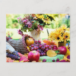 Postal Festiva Cronucopia del día de gracias con frutas y flores