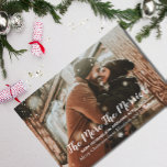 Postal Festiva Cuanto Más Se Hace El Embarazo Más Mal<br><div class="desc">Cuanto más invitación de embarazo tienen las jóvenes Navidades de fotografía minimalistas. Plantilla de foto vía Pixabay bajo licencia CC0 y debe ser reemplazada por su propia foto</div>