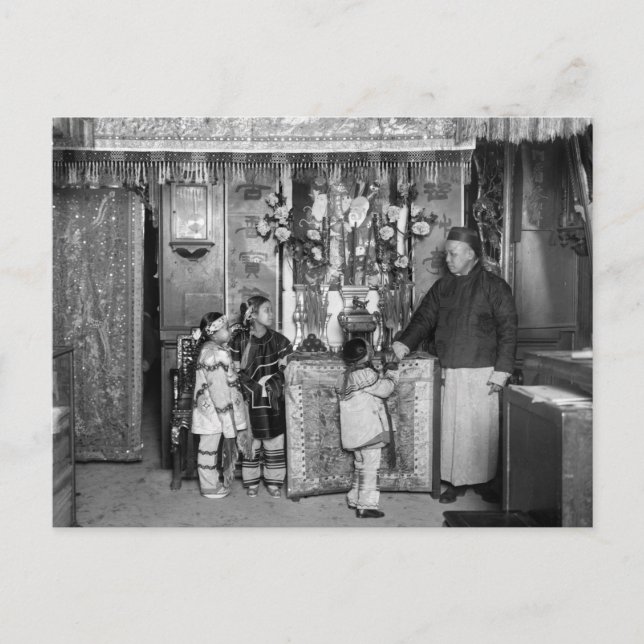 Postal Festiva Día de Año Nuevo en Chinatown, principios del sigl (Anverso)