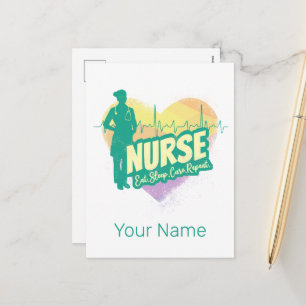 Postal Festiva Diseño Vintage de Enfermera con Motivo de Latido