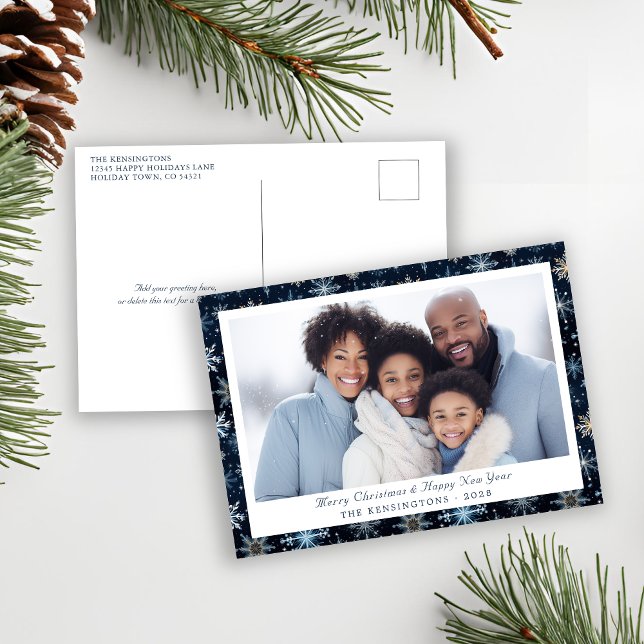 Postal Festiva Elegante foto navideña de copos de nieve azul (Elegant Blue and White Snowflake Christmas Post Card)