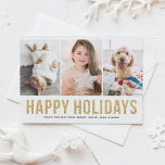 Postal Festiva Faux Gold Purpurina Tres Collages de fotos Moderno<br><div class="desc">Felices fiestas | Se propaga la alegría de las vacaciones con una pequeña y elegante tarjeta postal de vacaciones multifoto. Esta moderna postal vacacional cuenta con una tipografía moderna de falsos purpurinas de oro y tres collage de fotos. Personalice agregando sus detalles. Esta tarjeta postal de vacaciones de collage de...</div>
