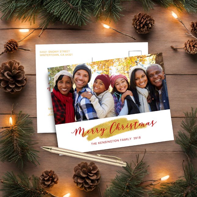 Postal Festiva Feliz Relieve metalizado dorado navideño Swash Fot (Merry Christmas Gold Foil Swash Holiday Photo Postcard)