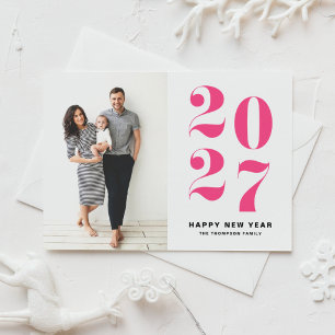 Postal Festiva Foto del Año Nuevo 2027 con tipografía rosa atrevi