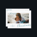 Postal Festiva Foto mínima de Navidades modernos<br><div class="desc">Postal de Navidades modernos con un diseño simple y mínimo con "Feliz Navidad" en una divertida tipografía de escritura azul acuático que se superpone ligeramente a tu foto favorita de paisajes.</div>