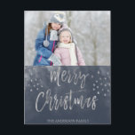 Postal Festiva Fotos de color azul y agua plateada de Feliz Navid<br><div class="desc">Feliz Navidad Blue and Silver Watercolor Tarjeta de fotos de Navidad. La imagen y el nombre de la familia se pueden reemplazar en la tarjeta de Navidades color azul y plata Merry Christmas.</div>