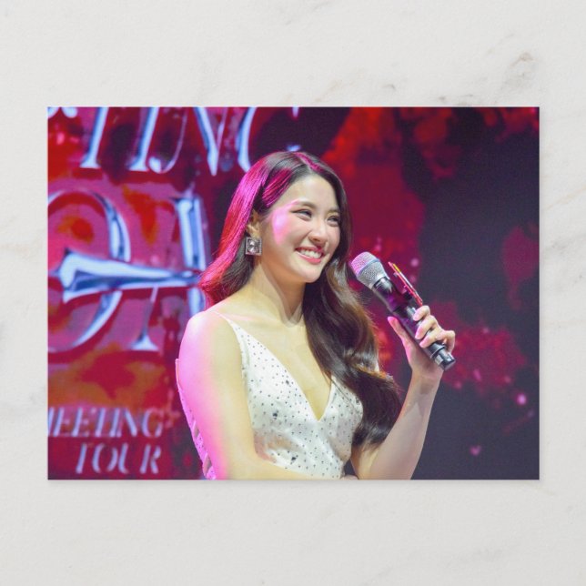 Postal Festiva Ginny Natnicha Pratipnatsiri  (Anverso)