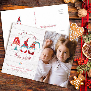 Postal Festiva Gnome para diversión de fotos navideñas tipo mader