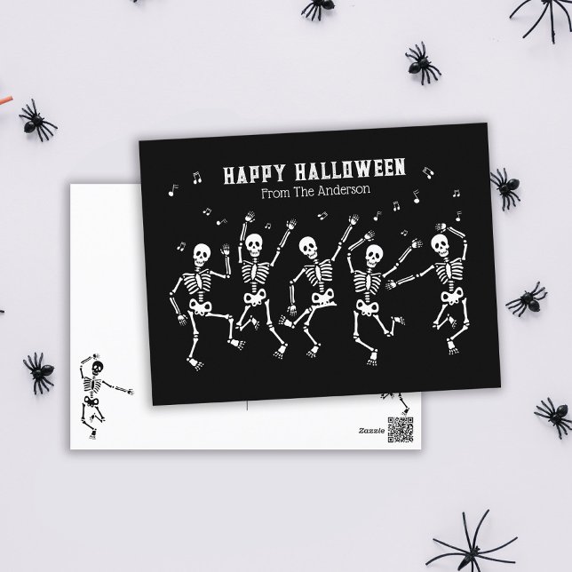 Postal Festiva Graciosos Esqueletos De Baile Halloween Blanco Y N (Subido por el creador)