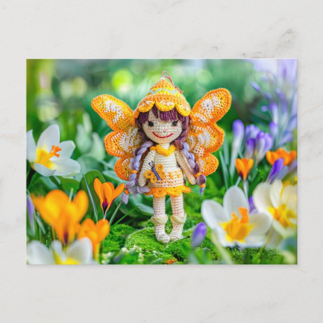 Postal Festiva Hada de primavera ganchillo con crocus florecidos (Anverso)
