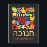 Postal Festiva Hanukkah Chanukah Menorah Estrellas judías Dreidel<br><div class="desc">Tarjeta de patrón geométrico moderno de color Hanukkah / Chanukah con Relieve metalizado dorado falso. Menorah, Dreidel, Donuts, Stars & Olive oil... Están todos aquí. Símbolos Hebreos y Judíos Hanukkah Espacio para agregar tu texto personalizado. Felices deseos de Hanukkah. El hebreo en el frente dice "Chanukah". Esta hermosa y lujosa...</div>