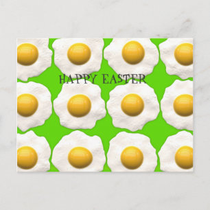 Postal Festiva Huevos fritos cortados sobre fondo verde lima