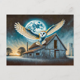 Postal Festiva Lechuza de grano con ratón por un viejo granero