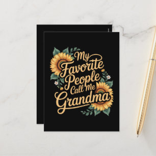 Postal Festiva Mi Gente Favorita Me Llama Abuela Día de la Madre