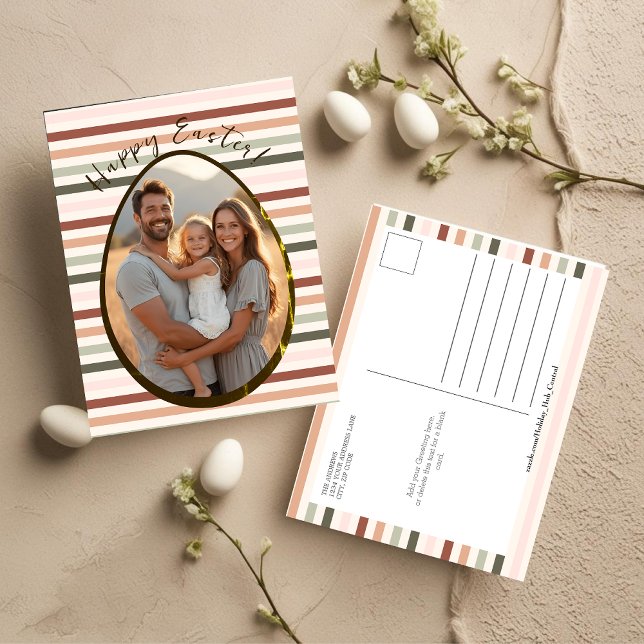 Postal Festiva Moderno sabor a rayas con foto de huevo (Modern Striped Easte with Egg Photo Holiday Postcard)
