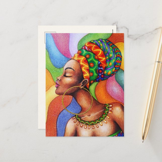 Postal Festiva Mujer africana con tejidos tradicionales de cera (Anverso/Reverso In Situ)