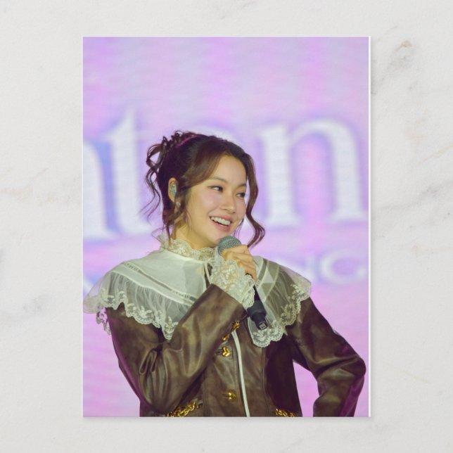 Postal Festiva Namtan Tipnaree (Anverso)